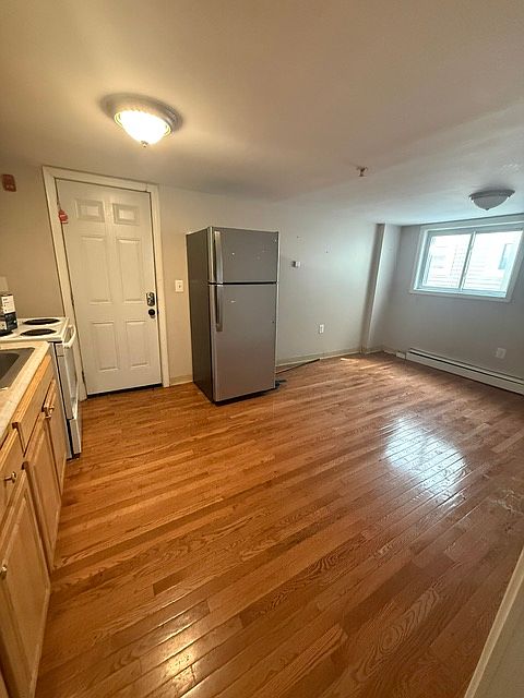 1st image of 34 Grand Ave APT 4