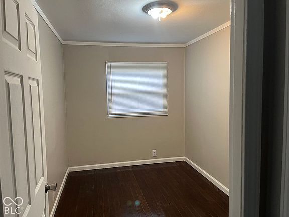 4th image of 2326 Kessler Blvd N
