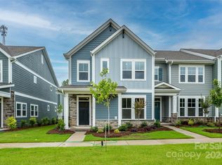 10215 Mamillion Dr, Huntersville, NC 28078