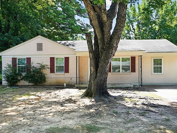 3rd image of 3842 Tessland Rd