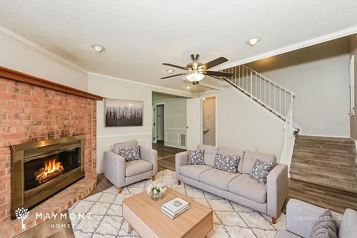 722 Nightingale Cir — Photo 5