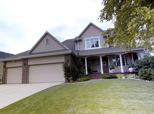 7607 Kennelley Dr, Lincoln, NE 68516