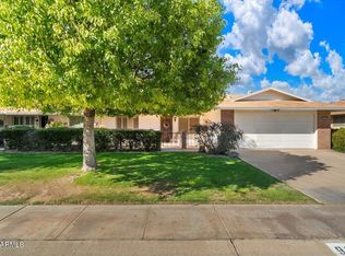 9610 W Greenhurst Dr, Sun City, AZ 85351