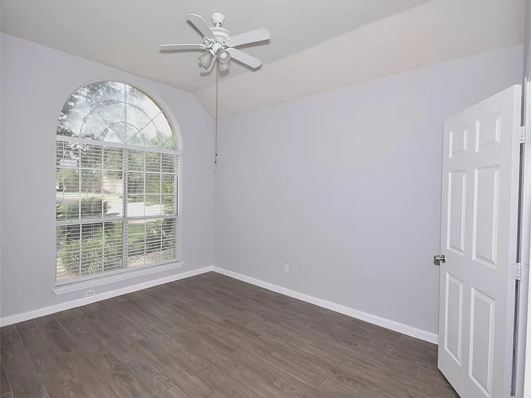 20703 Whitevine Way — Photo 7