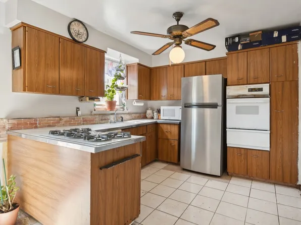 10560 Flatlands 2nd Street image 5 of 12