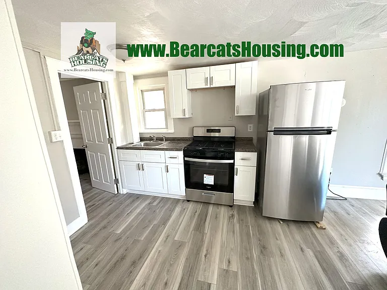 82 Walnut St — Photo 12