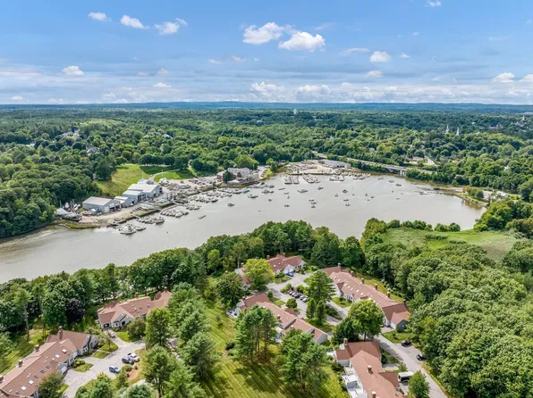 55 Blueberry Cove Road #55, Yarmouth, ME 04096