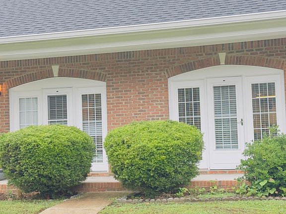 3rd image of 4936 Dayton Blvd