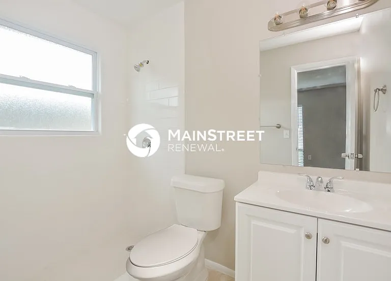 2404 Calloway Dr — Photo 10