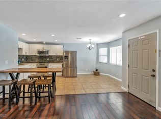 2708 Beaver Creek Ct APT 202, Las Vegas, NV 89117