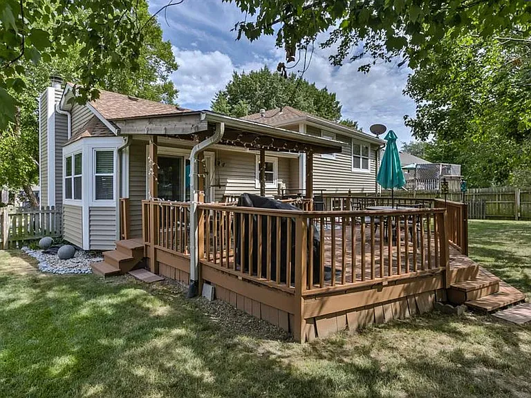 420 SE Onyx Dr — Photo 24