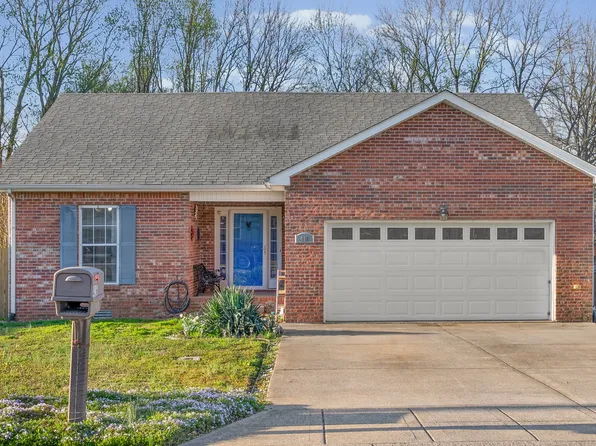 416 Faulkner Dr, Clarksville, TN 37042