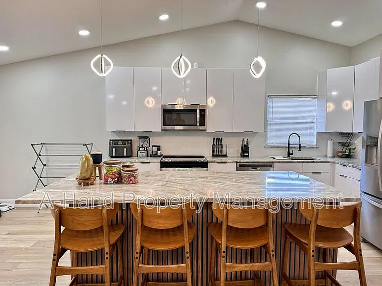 15912 Indian Wells Ct — Photo 6