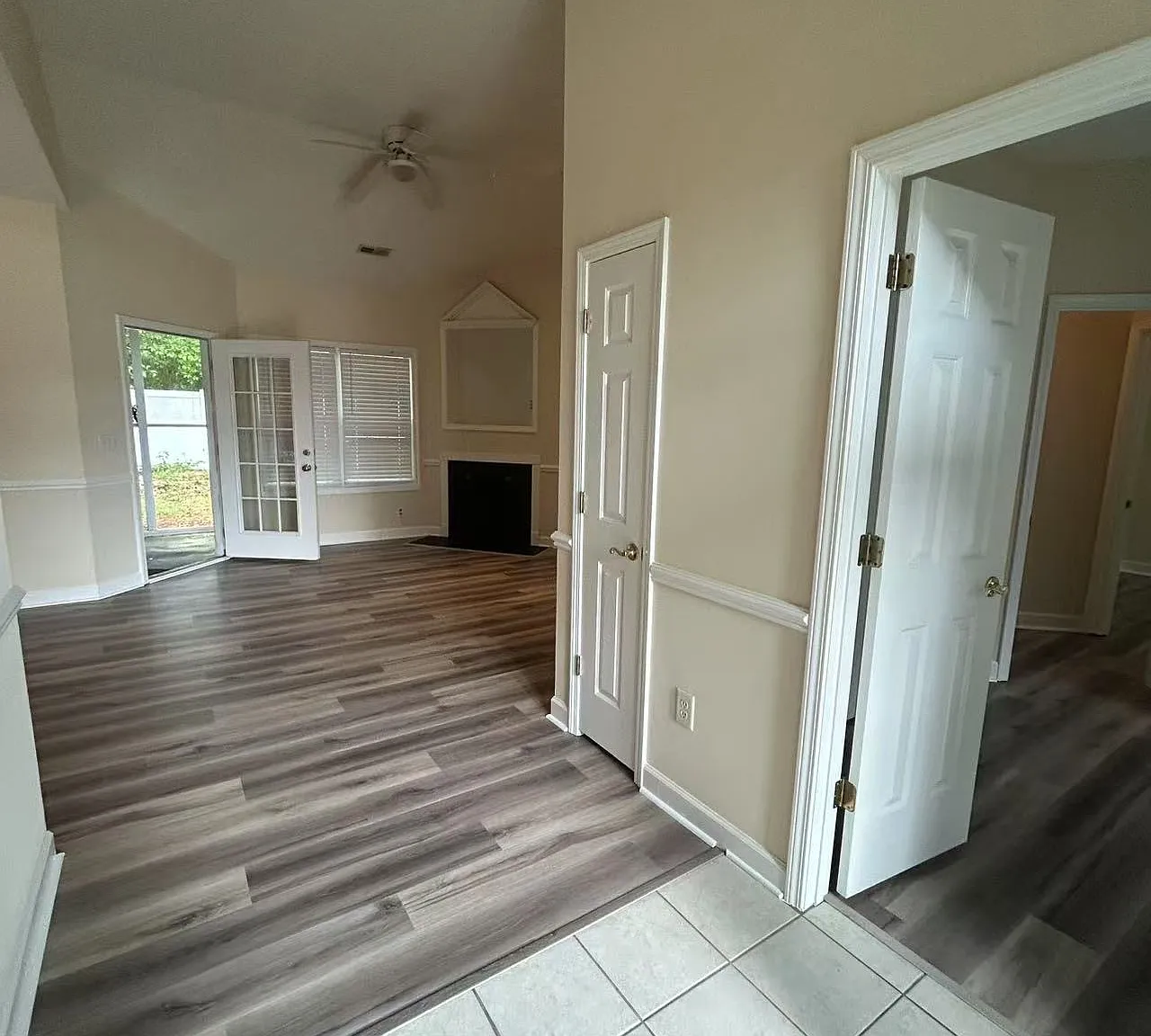 4 bed, 1850 sqft, $2,100 — Photo 3