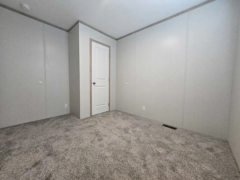 29800 Guilford Cir #107 — Photo 26