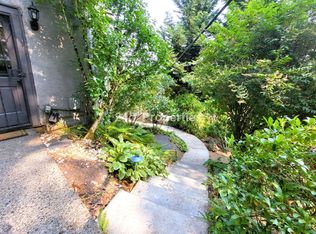 2619 NW Cornell Rd UNIT B, Portland, OR 97210