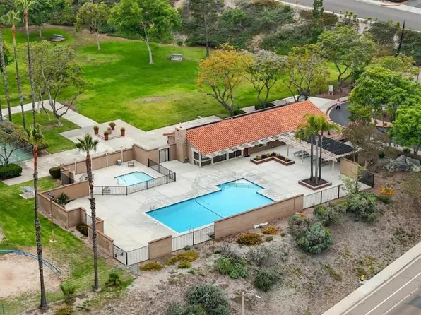 2211 Durasno Ln, Spring Valley, CA 91977