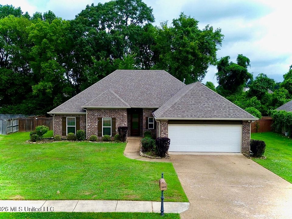 1st image of 2017 Eastridge Cir