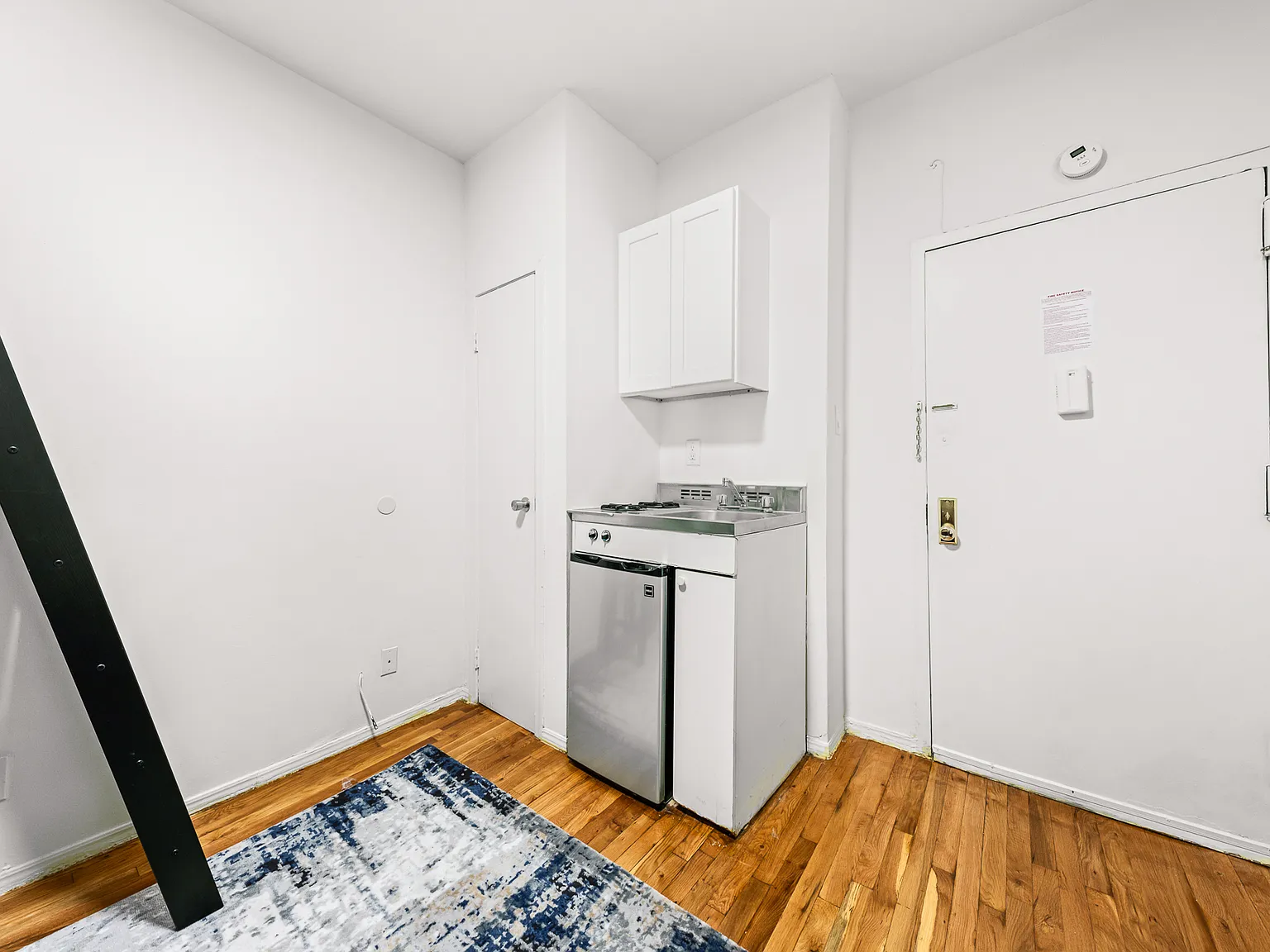 240 West 64th Street — Photo 3