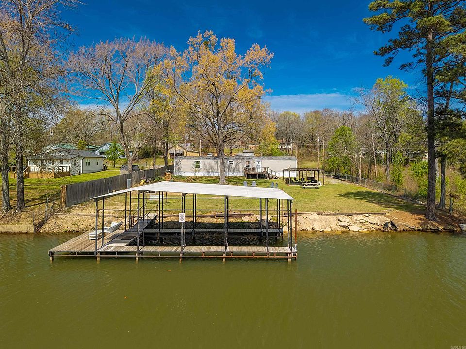 1st image of 168 Lakeaire Ter