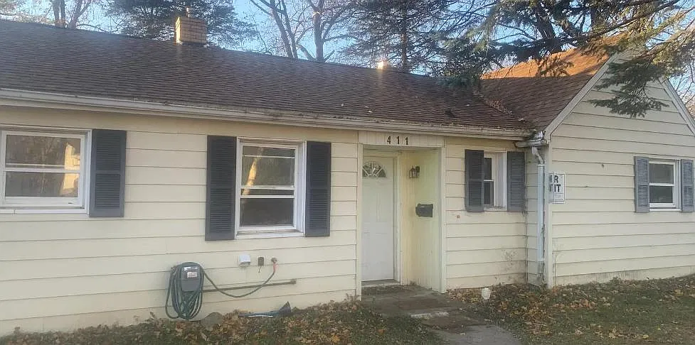 4 bed, 1063 sqft, $2,800 — Photo 1