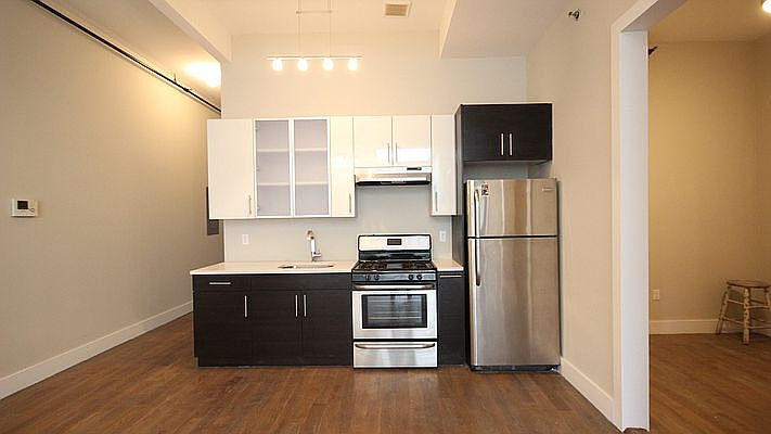 1st image of 270 Jefferson St APT 1L