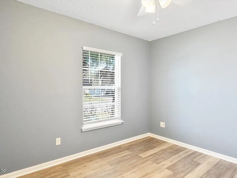 16050 Dowing Creek Dr — Photo 21