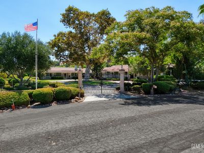 7501 Uplands Of The Kern Dr, Bakersfield, CA, 93308