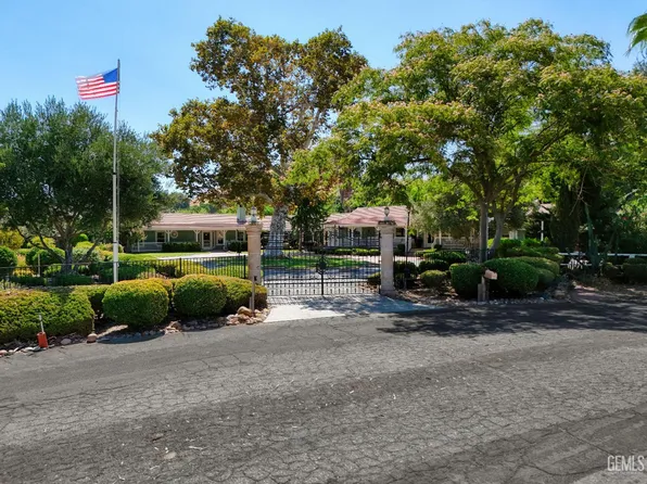 7501 Uplands Of The Kern Dr, Bakersfield, CA 93308