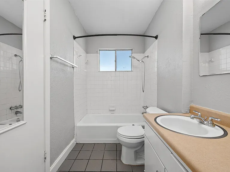 7506 Glenhill Rd — Photo 16