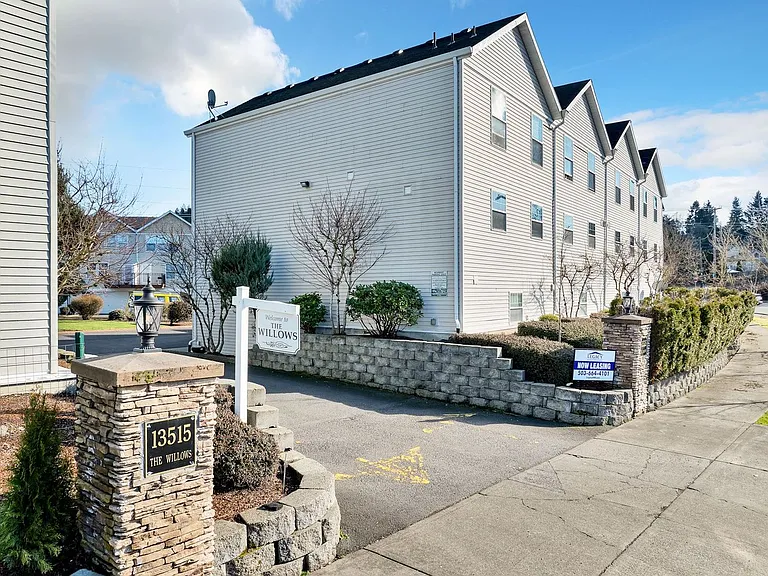 13515 SE Holgate Blvd — Photo 51
