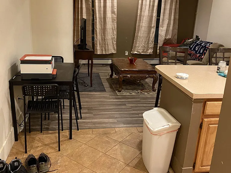 18 Burney St #4 — Photo 9