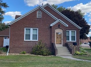 303 N Spring Ave, Springfield, MN 56087