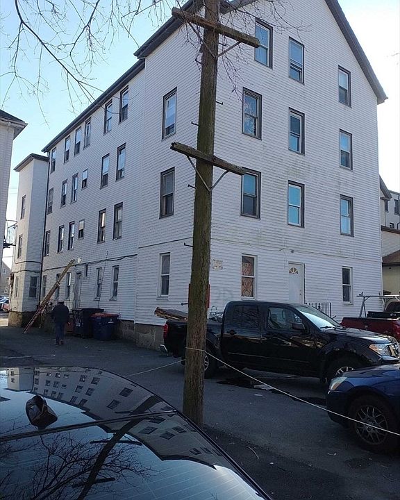 2nd image of 239 Sawyer St