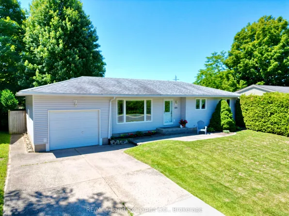 426 Catherine St, Saugeen Shores, ON N0H 2C1