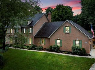 2915 Stone Mill Ct, Dayton, OH 45434