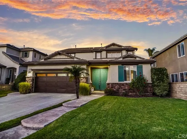 22235 Evening Star Ct, Saugus, CA 91390