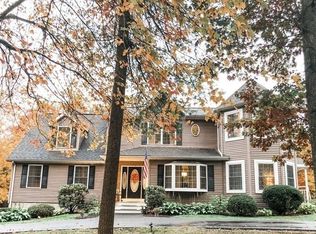 37 Dunham Rd, Assonet, MA 02702