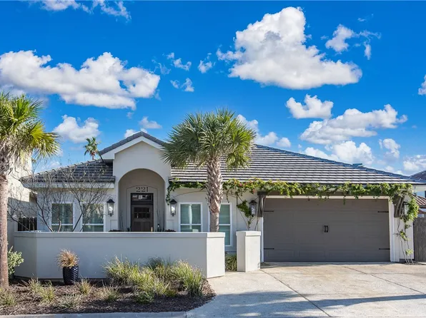 221 La Joya, Port Aransas, TX 78373