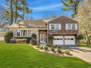 926 Soundview Dr, Mamaroneck, NY 10543