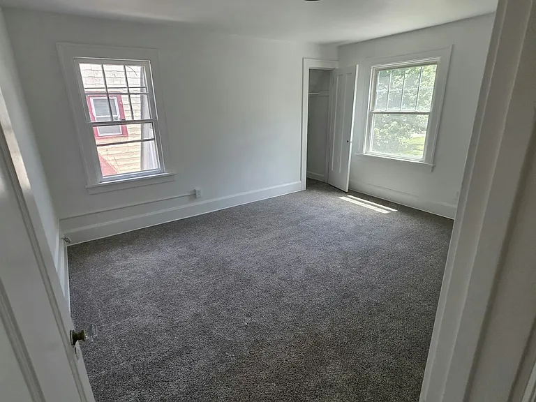 3953 Elmwood Rd — Photo 5