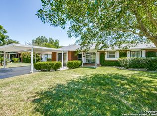 126 Rambling Dr, San Antonio, TX 78220