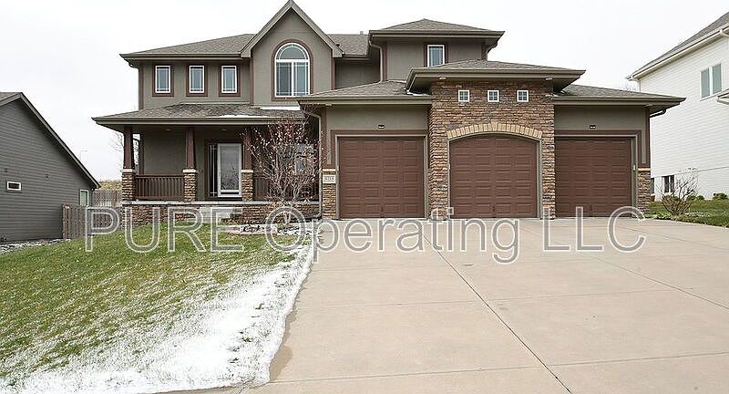 1st image of 4714 S 198th St