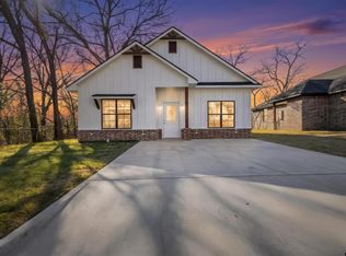 1310 Claude, Tyler, TX