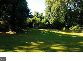 260 W Upper Ferry Rd, Ewing, NJ 08628