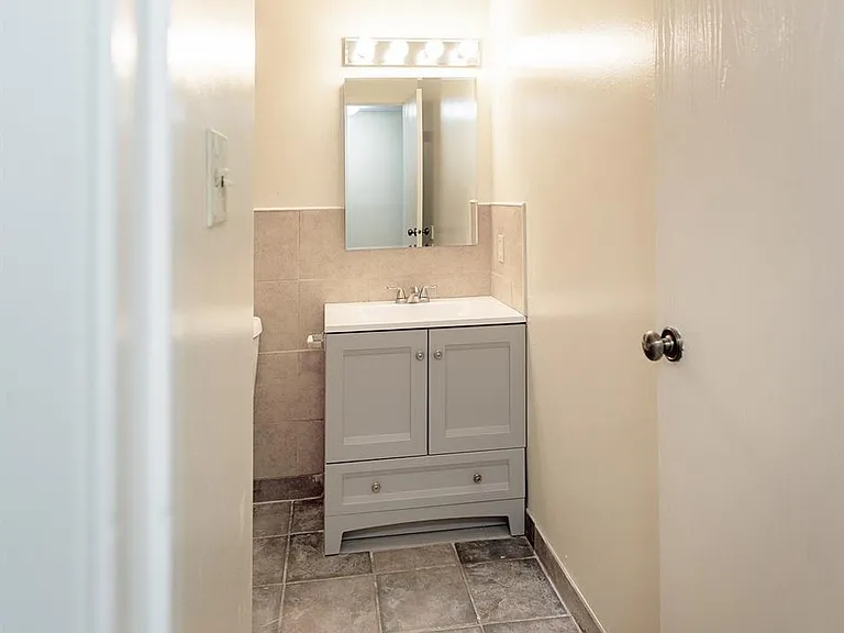 49 Blue Fox Rd — Photo 13