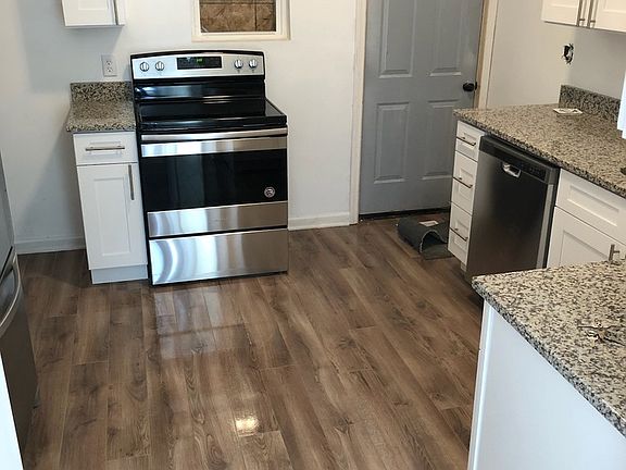 5th image of 3310 W Congress Pkwy #2