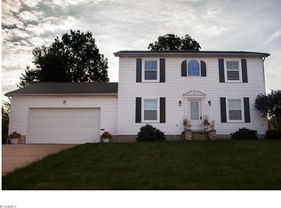 90 Adams Ct, Cortland, OH 44410