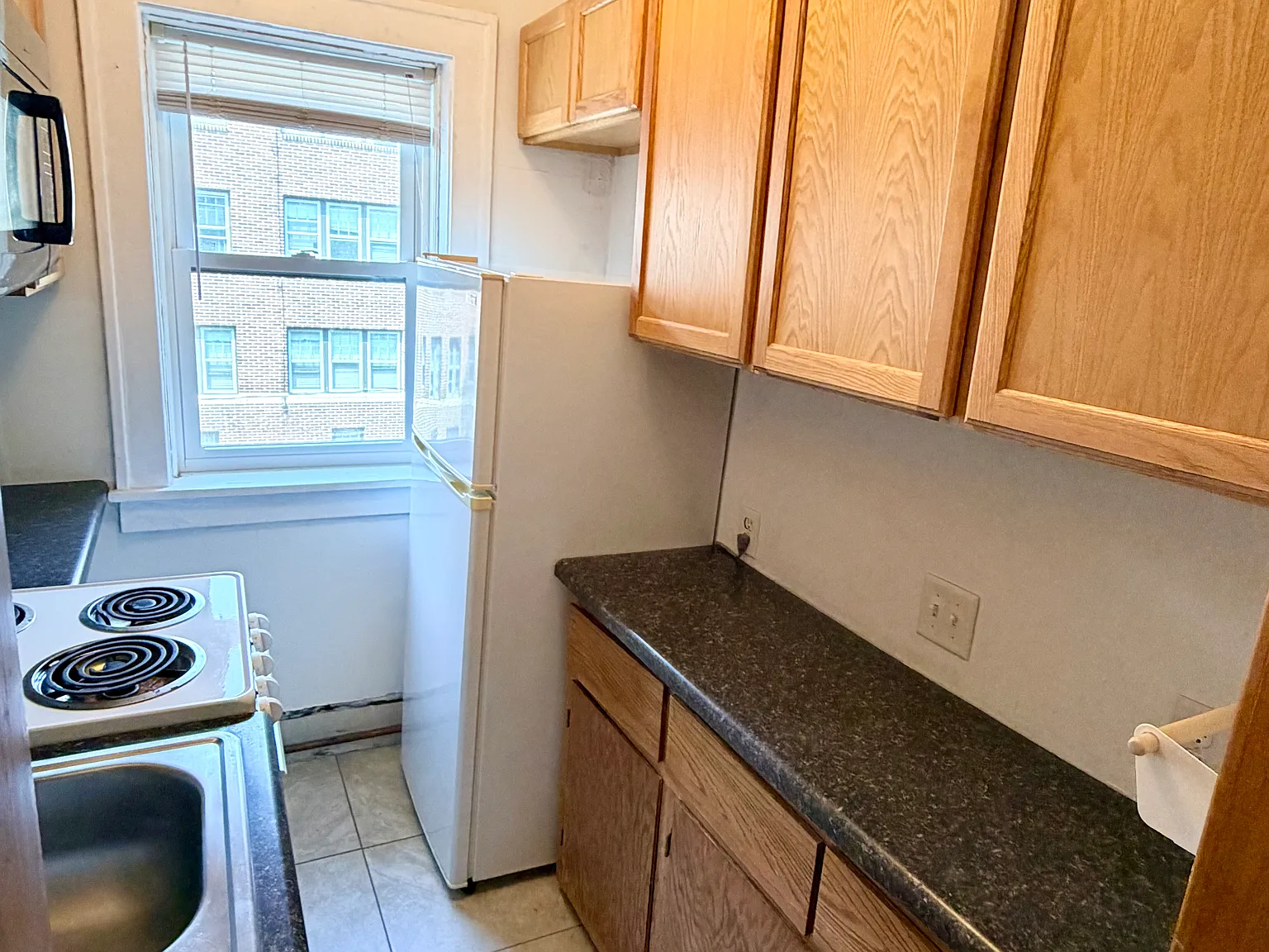 3300 Girard Ave S — Photo 2