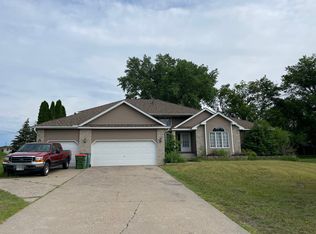 467 Post Rd, Lino Lakes, MN 55014